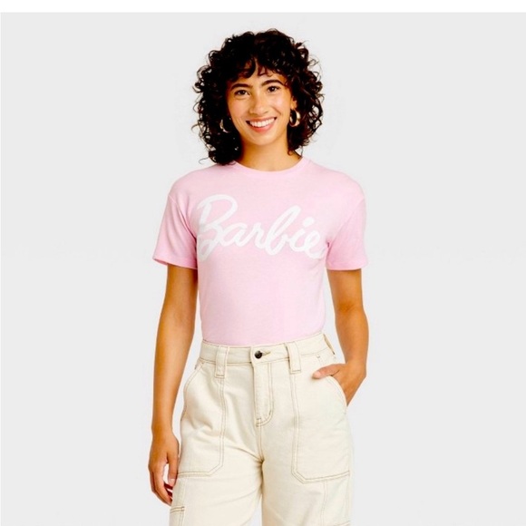 Barbie Pink Short Sleeve Tee Size Small - Picture 3 of 8